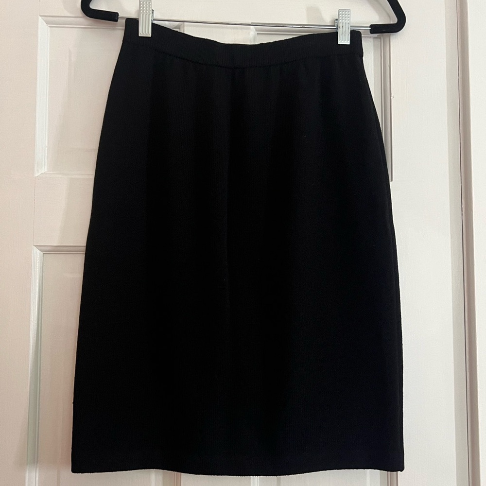 ST. JOHN • KNIT SKIRT